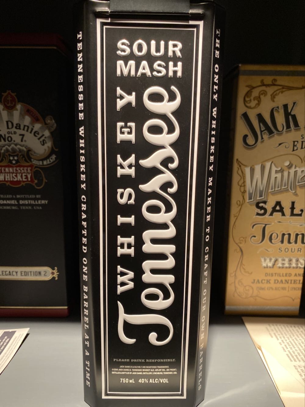 BL Boxed - Jack Daniel‘s Distillery (750 mL) alcohol collectible [Barcode 082184090466] - Main Image 3