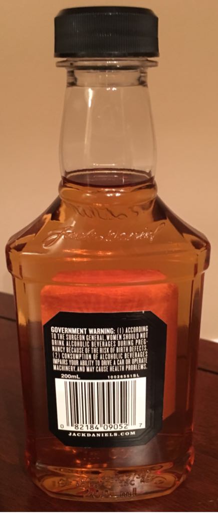 Black Label  50 ML Mini  1980 - Jack Daniel’s Distillery, Lynchburg, TN (50 mL) alcohol collectible [Barcode 082184090527] - Main Image 2