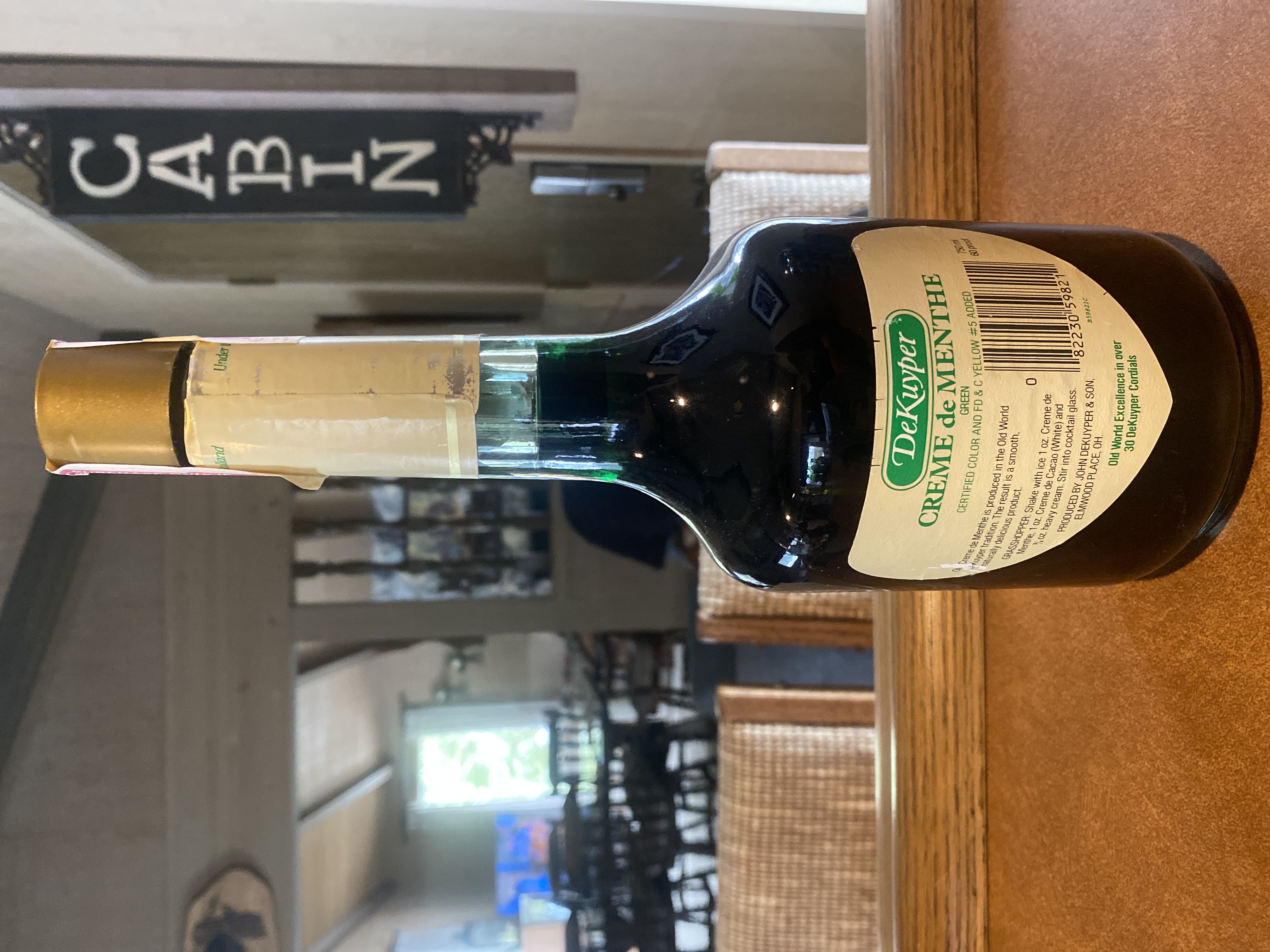 Crime de Menthe - Dekuyper (750 mL) alcohol collectible [Barcode 082230598212] - Main Image 2