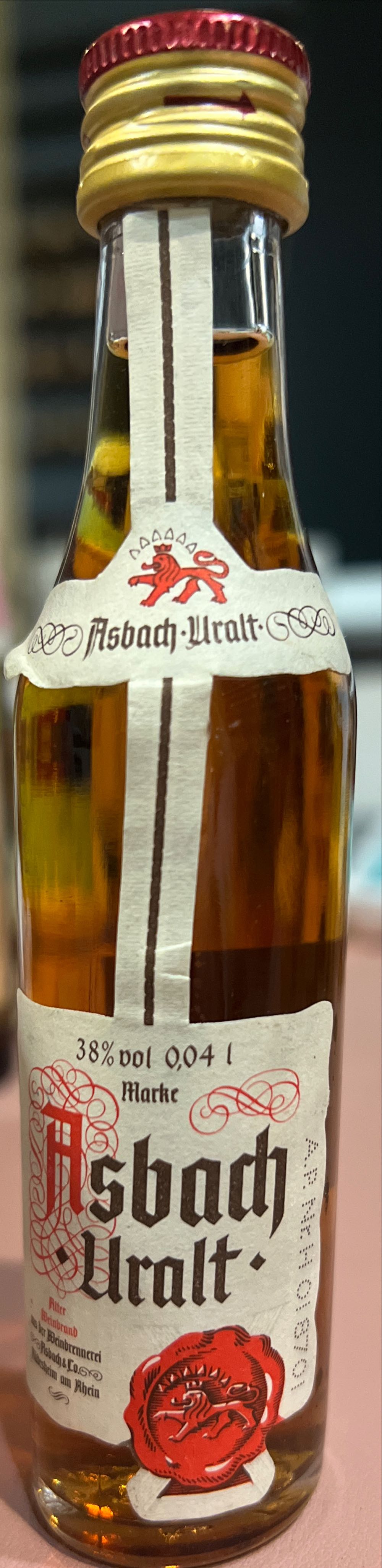 Asbach Uralt 3 Year - Asbach (750 mL) alcohol collectible [Barcode 082496801019] - Main Image 2