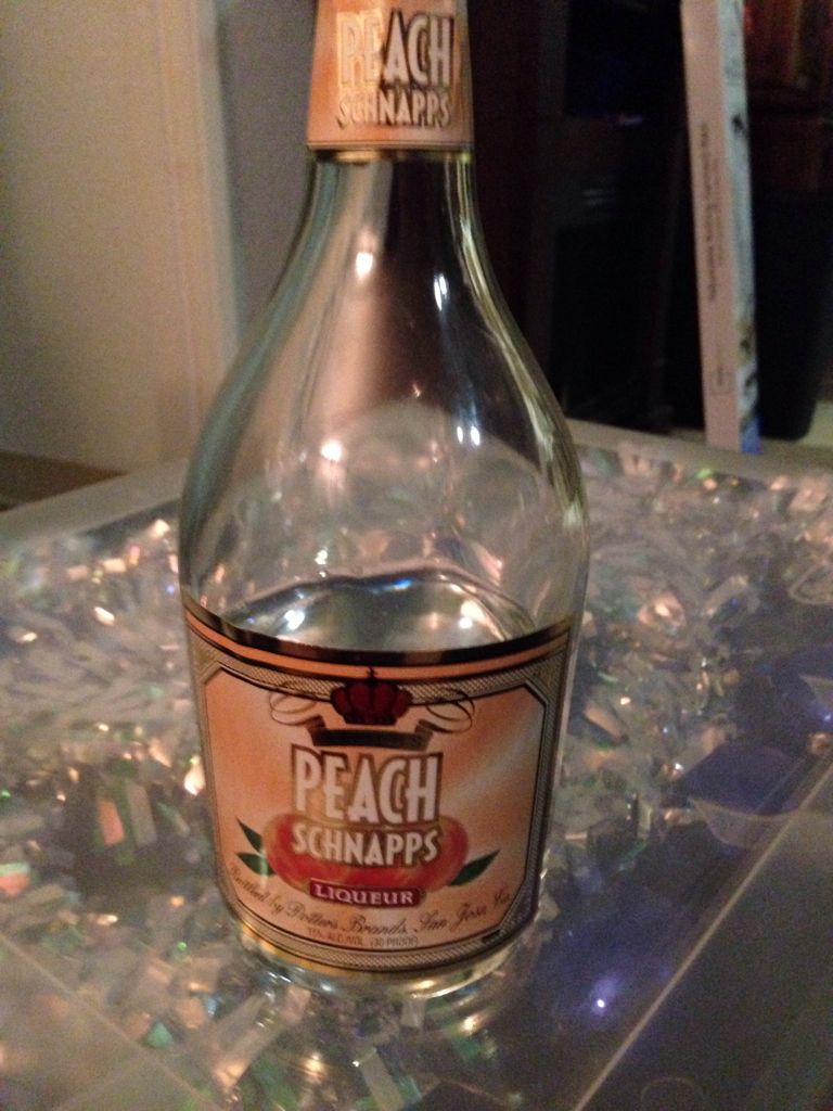 Peach Schnapps - Mixer (1L) alcohol collectible [Barcode 083103324372] - Main Image 1