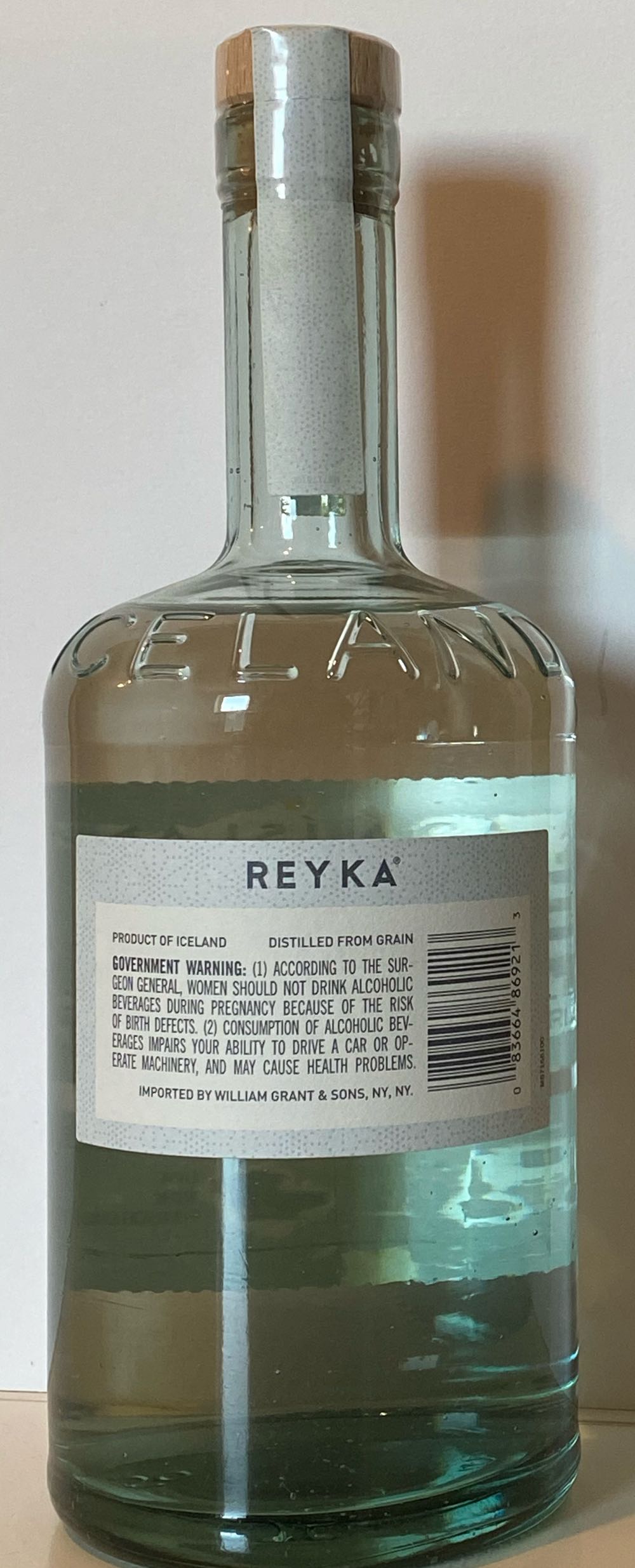 Reyka - William Grant & Sons (750mL) alcohol collectible [Barcode 083664869213] - Main Image 4