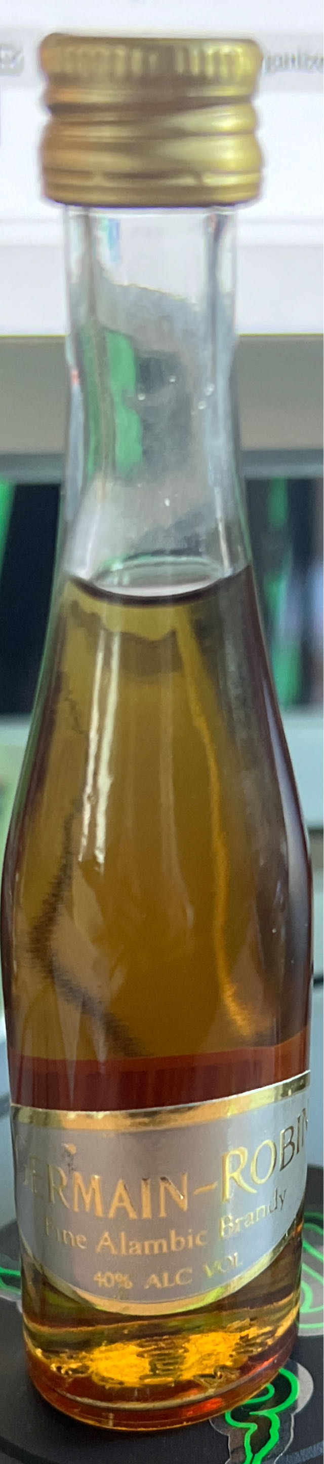 Germain-Robin Brandy - Craft Distillers (750 mL) alcohol collectible [Barcode 025907100332] - Main Image 4