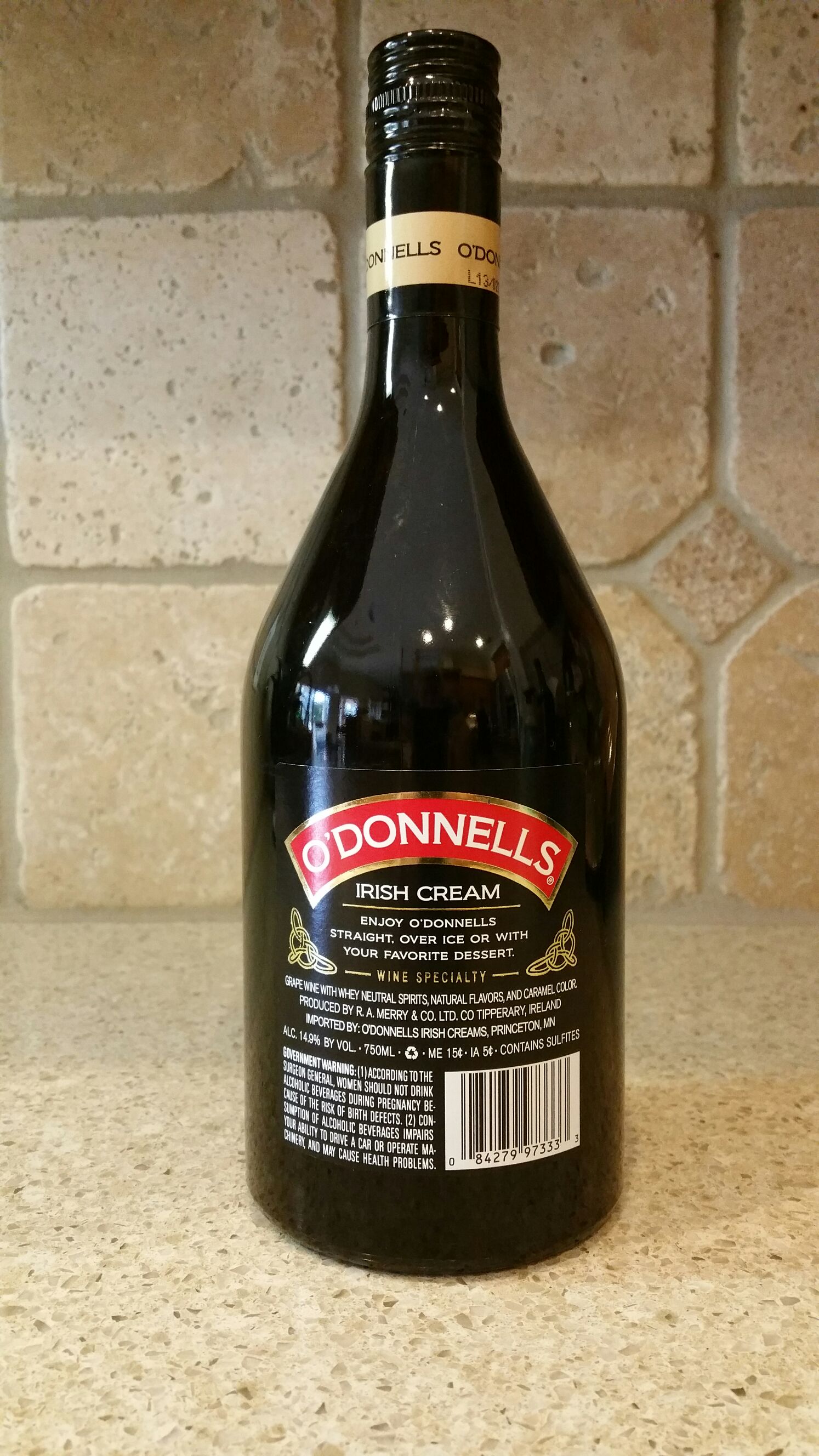 O’Donnells Irish Cream - R. A. Merry & Co. (750 mL) alcohol collectible [Barcode 08424297] - Main Image 2