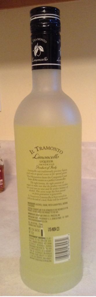 Il Tramonto Limoncello - Ita (750 mL) alcohol collectible [Barcode 084279979472] - Main Image 2