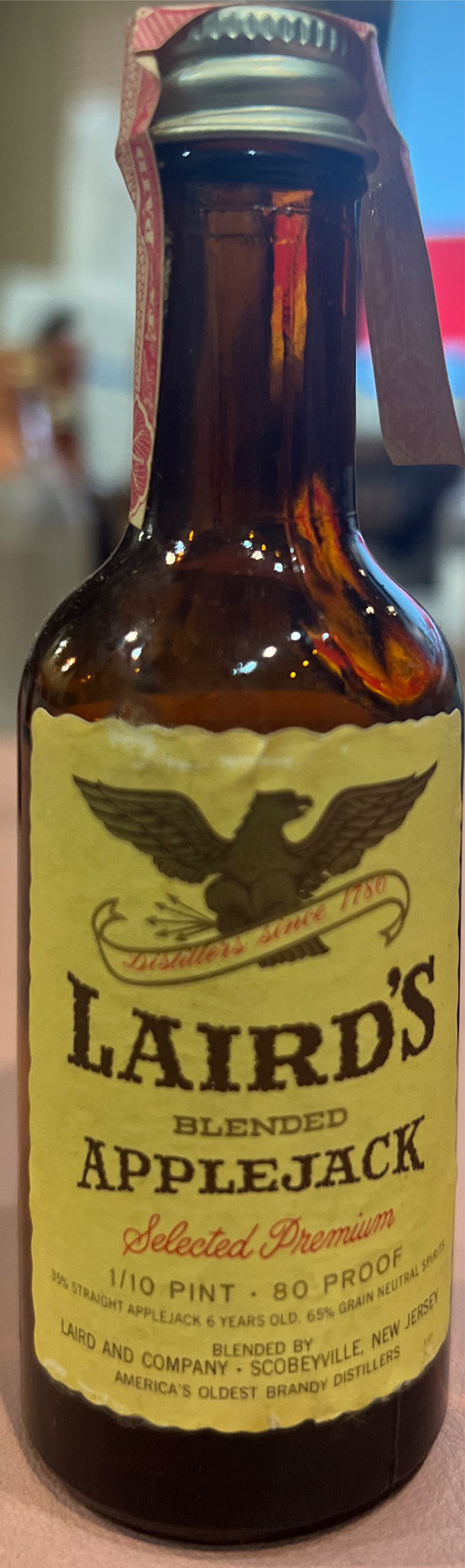 Laird’s Blended Applejack - Laird & Company (750 mL) alcohol collectible [Barcode 084848100306] - Main Image 2