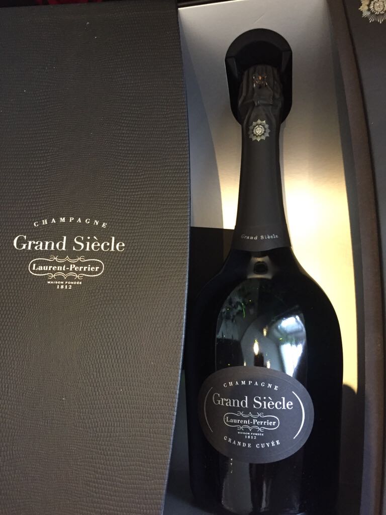 Champagne Grand Siecle - Laurent-Perrier (750 mL) alcohol collectible [Barcode 084878200007] - Main Image 1