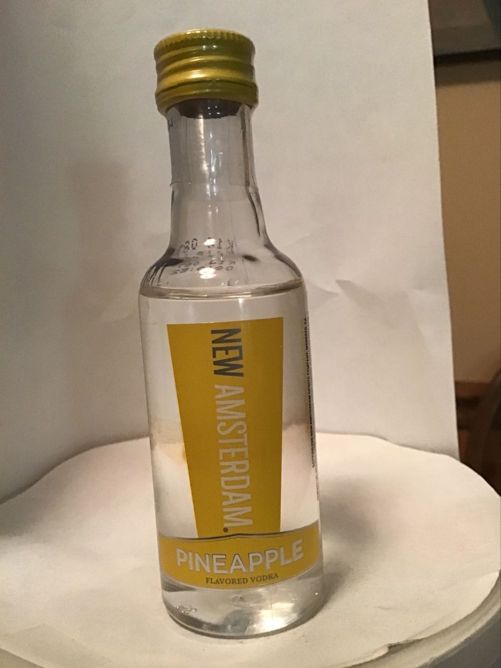 New Amsterdam Mango & Pineapple & Peach - New Amsterdam Spirits (150 mL) alcohol collectible [Barcode 085000023198] - Main Image 3