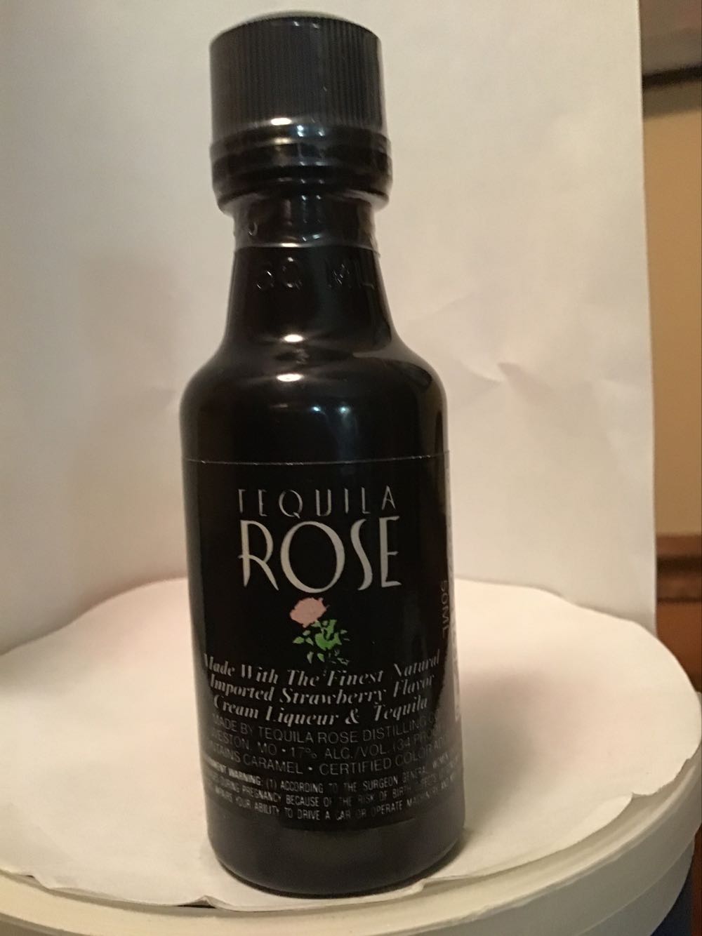 Tequila Rose Strawberry - Tequila Rose Distilling Co (50 mL) alcohol collectible [Barcode 085592121081] - Main Image 2