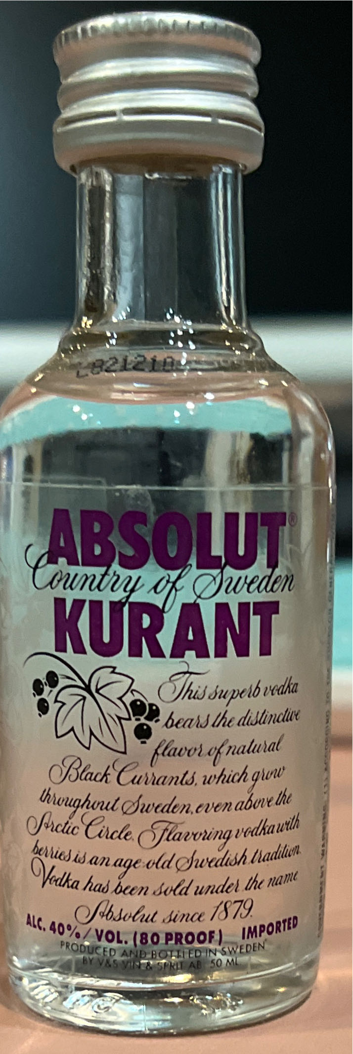 Absolut Kurant - Absolut (50mL) alcohol collectible [Barcode 087000001916] - Main Image 2