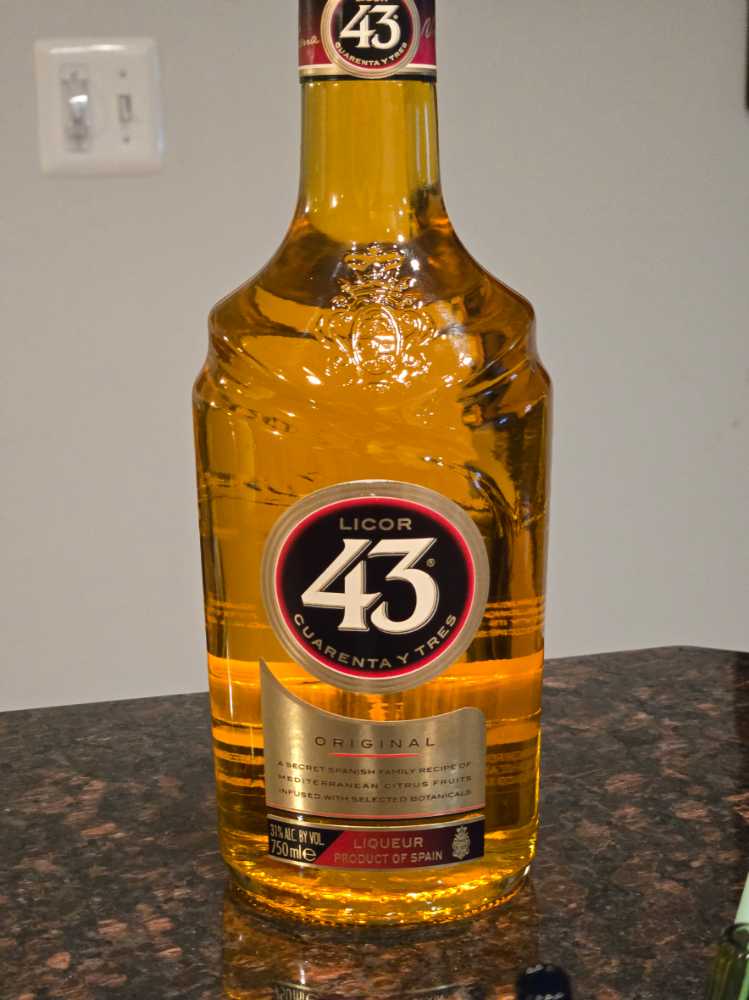 Licor 43 - DZ Licores S. I. (750mL) alcohol collectible [Barcode 029929115411] - Main Image 3
