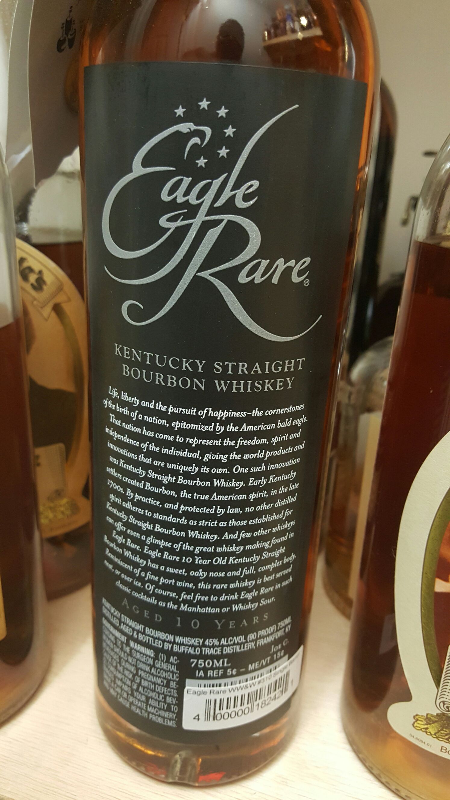 Eagle Rare (Binny’s Store Pick) - Buffalo Trace Distillery (750 mL) alcohol collectible [Barcode 08800213] - Main Image 2