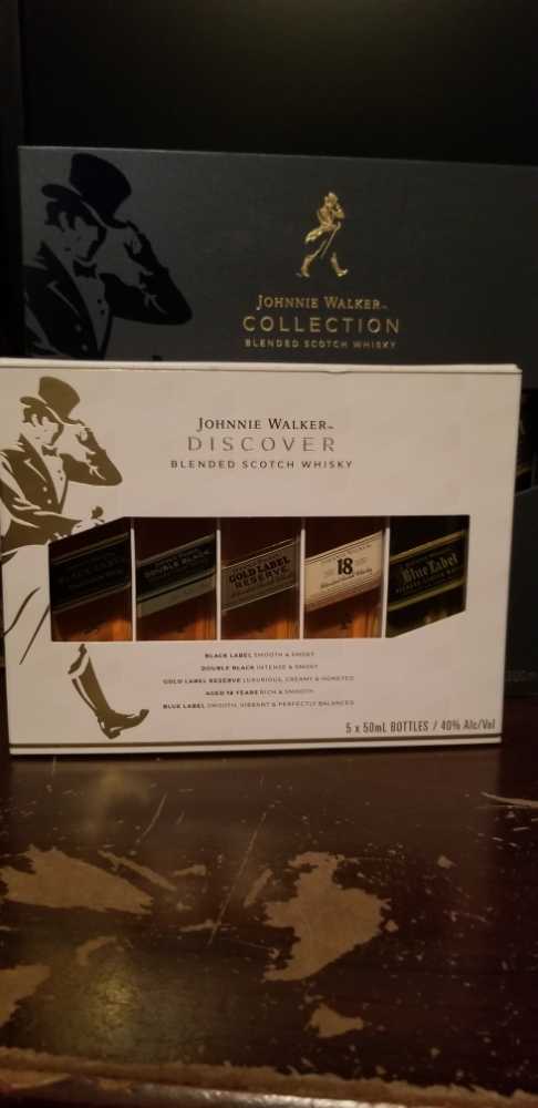 Johnnie Walker Gold Label Reserve - Johnnie Walker & Sons (200 mL) alcohol collectible [Barcode 088076179127] - Main Image 2