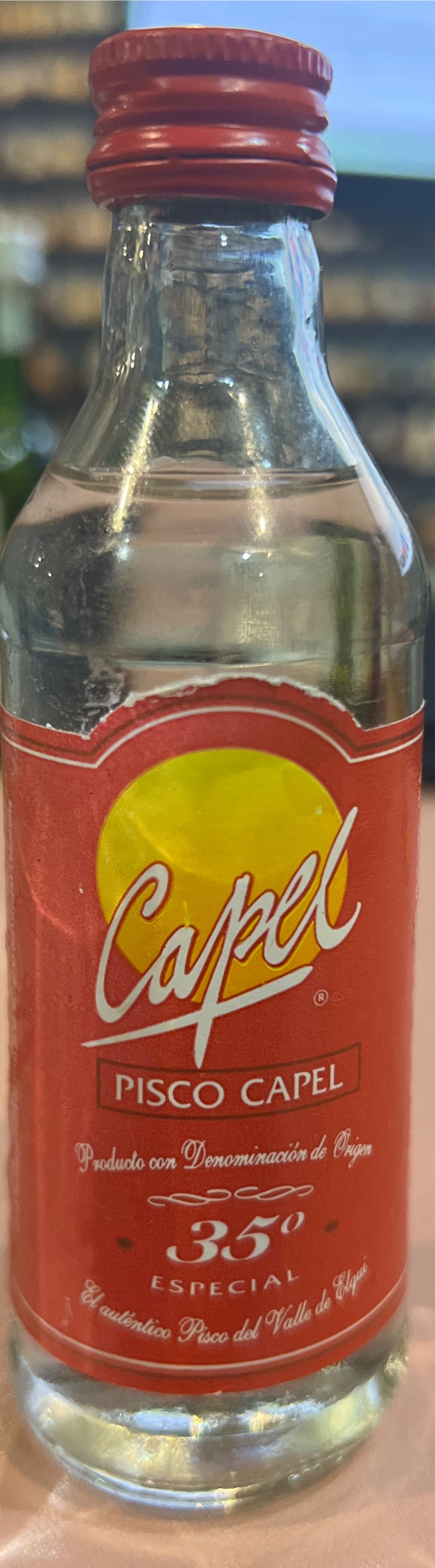 Capel - Cooperativo Pisquera (750 mL) alcohol collectible [Barcode 088320152012] - Main Image 2