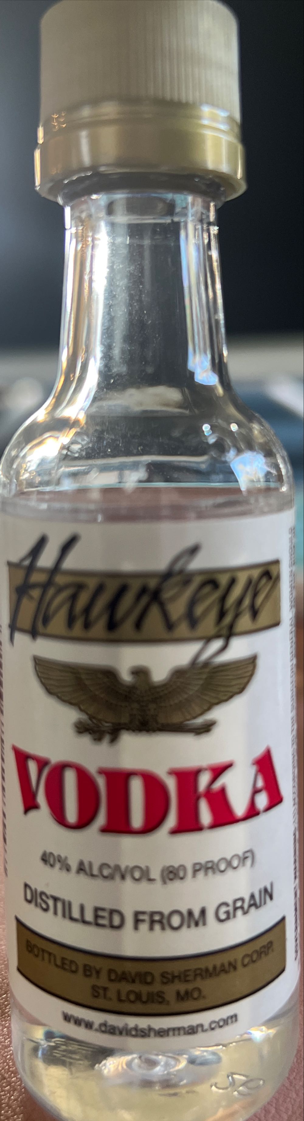 Hawkeye Vodka - n/a alcohol collectible [Barcode 088352109749] - Main Image 2