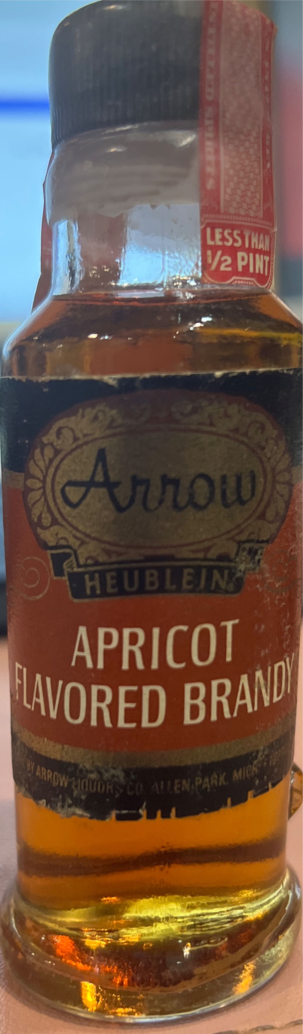 Arrow Apricot  - Arrow Liquors Co. (750 mL) alcohol collectible [Barcode 088352118604] - Main Image 2
