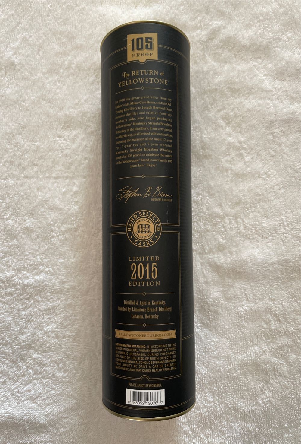 Yellowstone - Luxco (750 mL) alcohol collectible [Barcode 088352130767] - Main Image 4