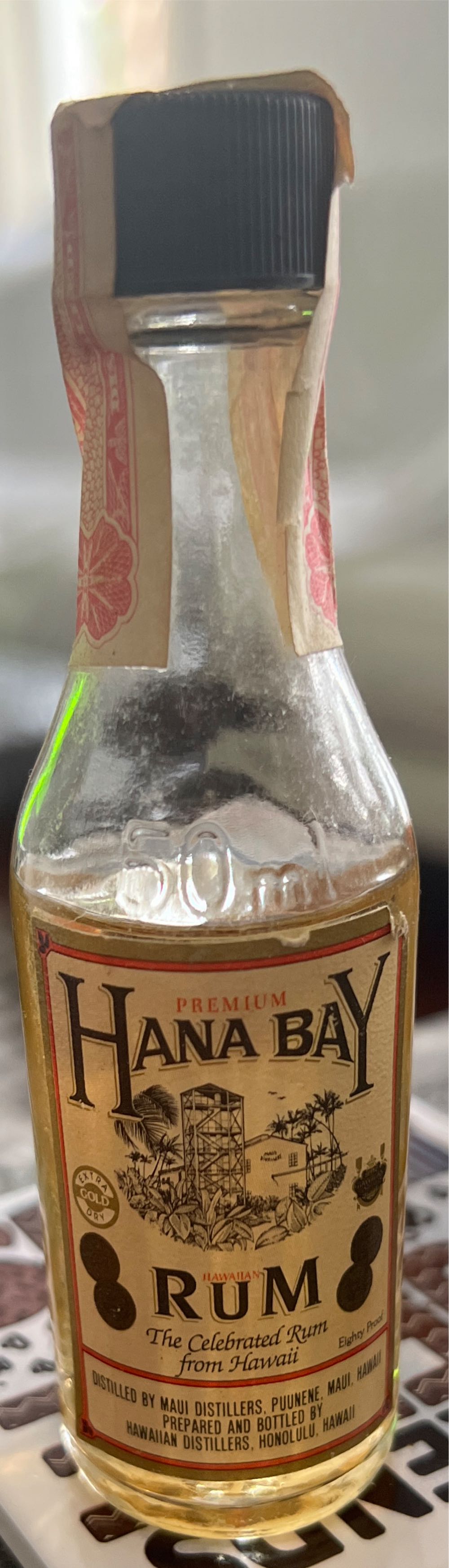 Hana Bay Rum - Hawaiian Distillers (1.75L) alcohol collectible [Barcode 089105031256] - Main Image 3