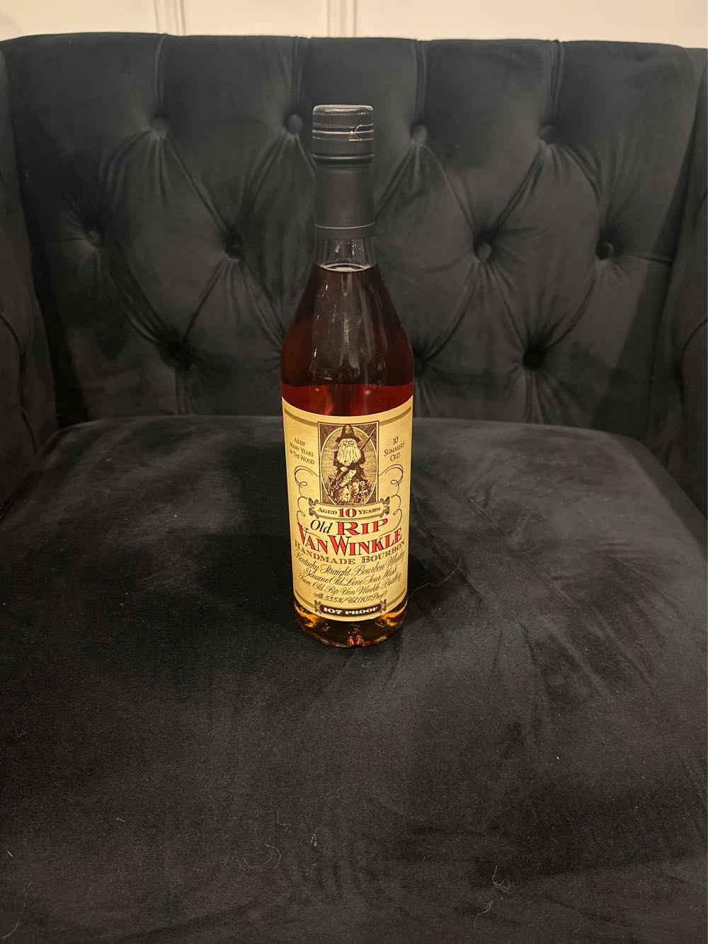 Pappy Old Rip Van Winkle 10 Year - Old Rip Van Winkle Distillery (750mL) alcohol collectible [Barcode 089319123679] - Main Image 3