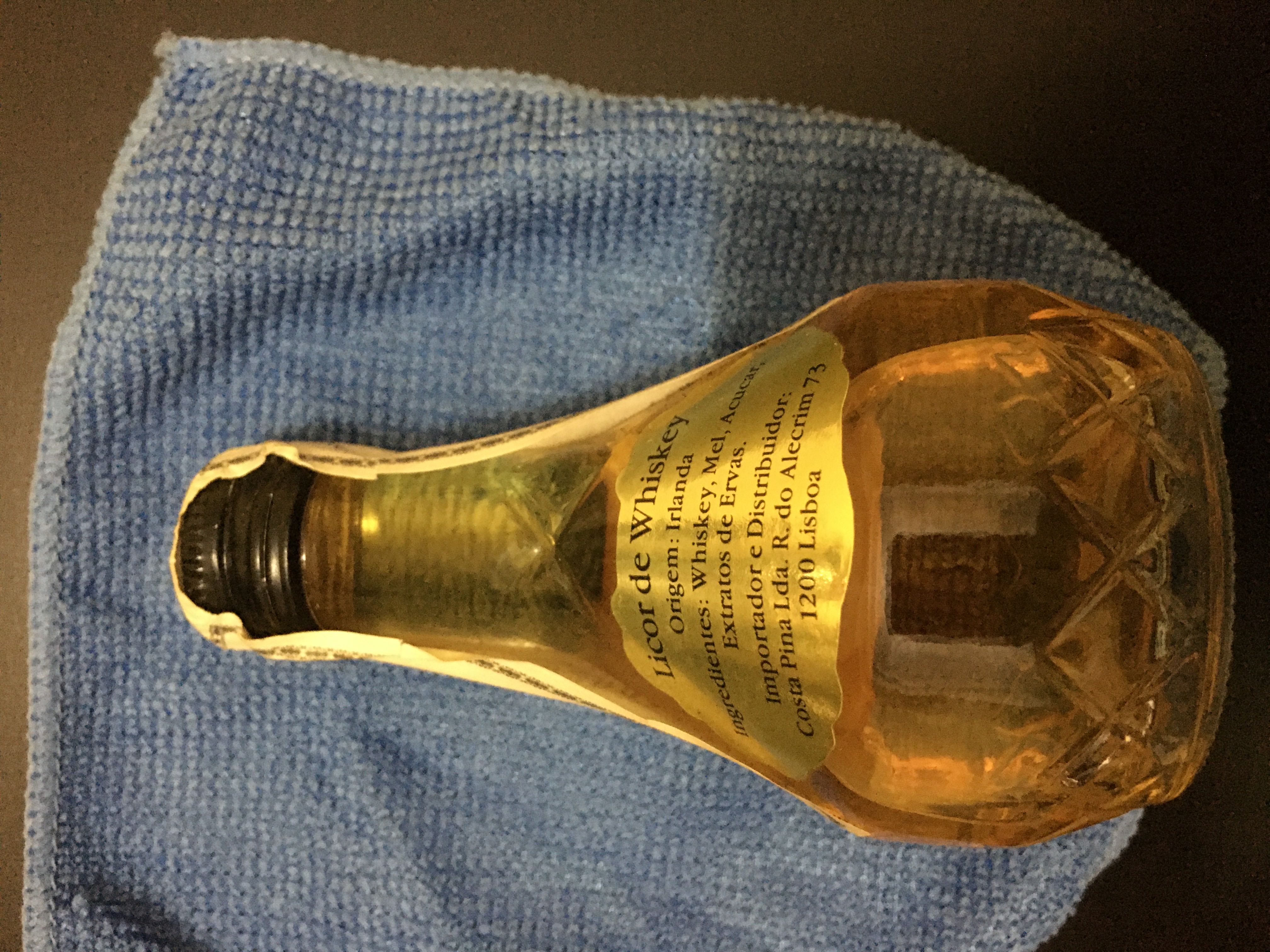 Irish Mist - Irish Mist Liqueur Co (50 mL) alcohol collectible [Barcode 089540189390] - Main Image 2