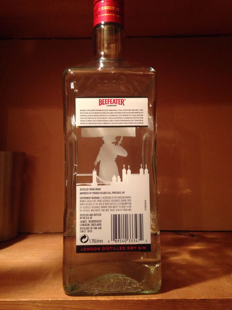 Beefeater London Dry Martini - Beefeater Distillery (1.75 L) alcohol collectible [Barcode 089540333472] - Main Image 2