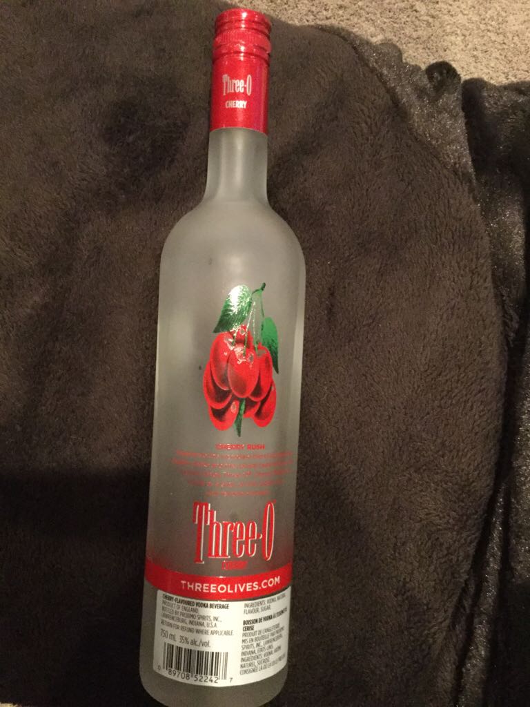Three Olives Cherry Flacor - n/a (750 mL) alcohol collectible [Barcode 089708522427] - Main Image 2