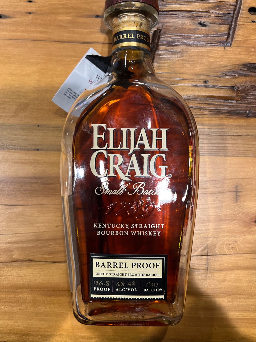 Elijah Craig Small Batch - The Elijah Craig Distillery Co. (750 mL) alcohol collectible [Barcode 096749001477] - Main Image 3