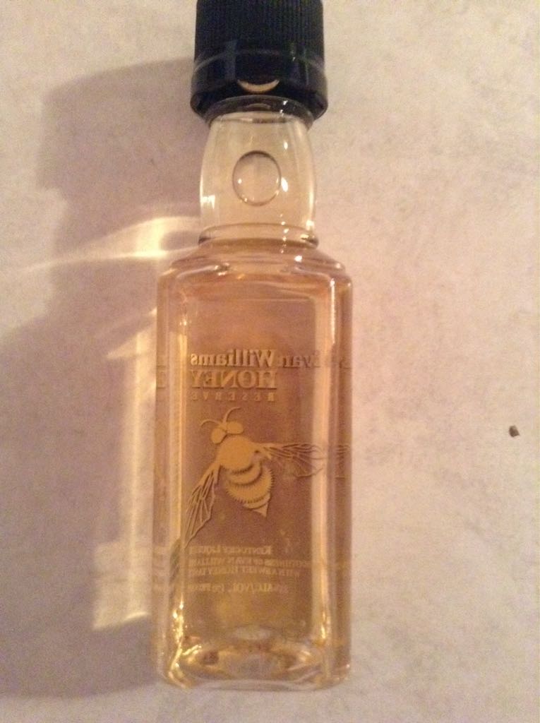 Evan Williams Honey - Evan Williams (50 mL) alcohol collectible [Barcode 096749021796] - Main Image 2