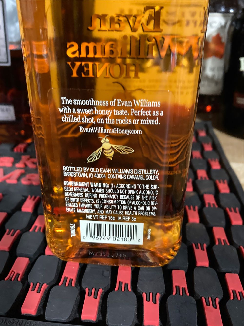Evan Williams Honey - Old Evan Williams Distillery (750 mL) alcohol collectible [Barcode 096749021802] - Main Image 2