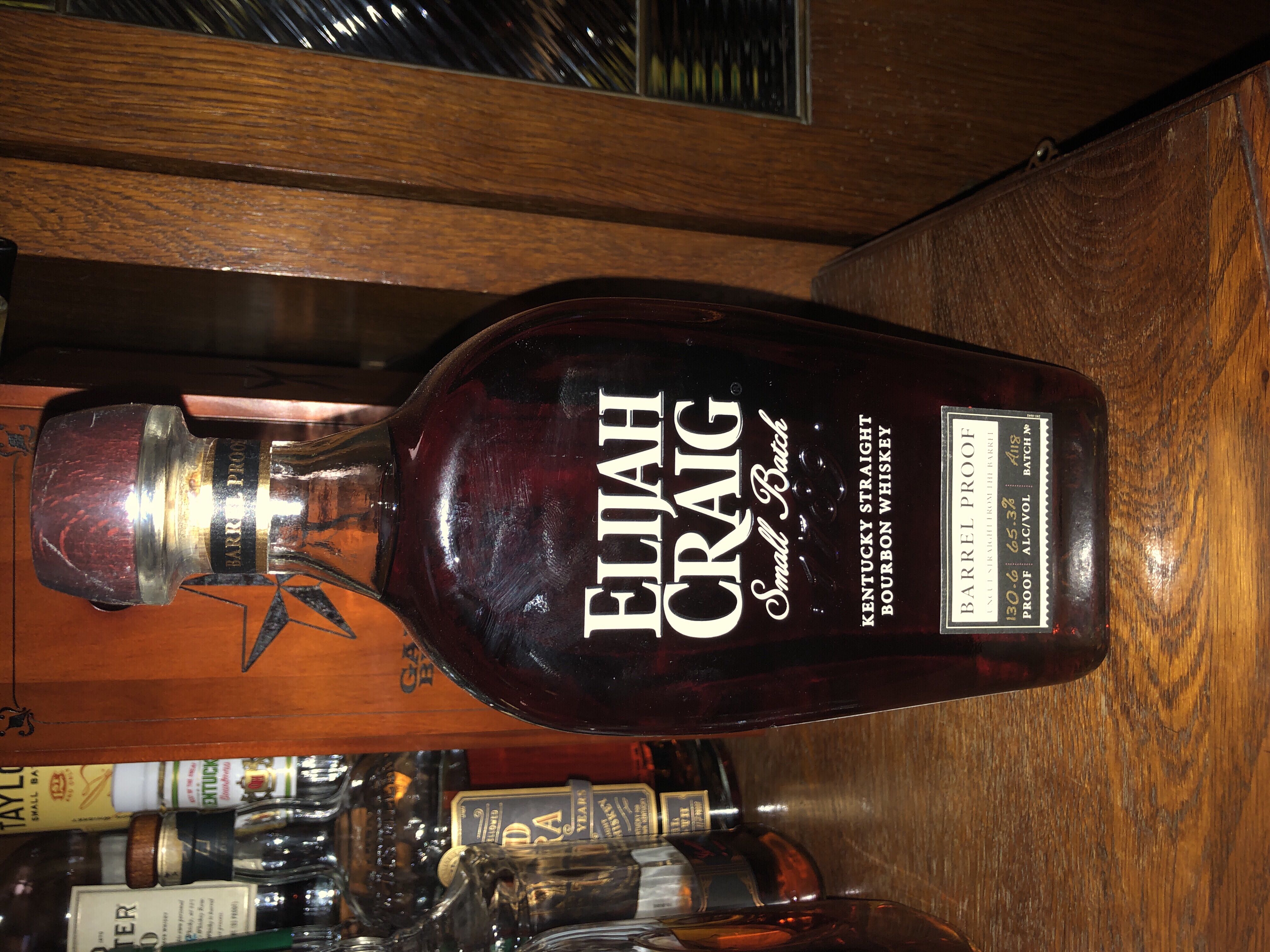 Elijah Craig 2016 12 yr Small Batch - The Elijah Craig Distillery Co. (750mL) alcohol collectible [Barcode 096749472215] - Main Image 4