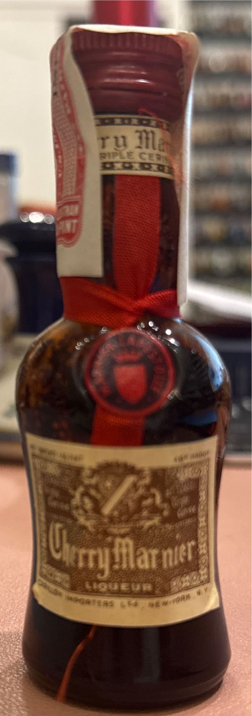 Grand Marnier - Marnier Lapostolle (50 mL) alcohol collectible [Barcode 3018300010701] - Main Image 5