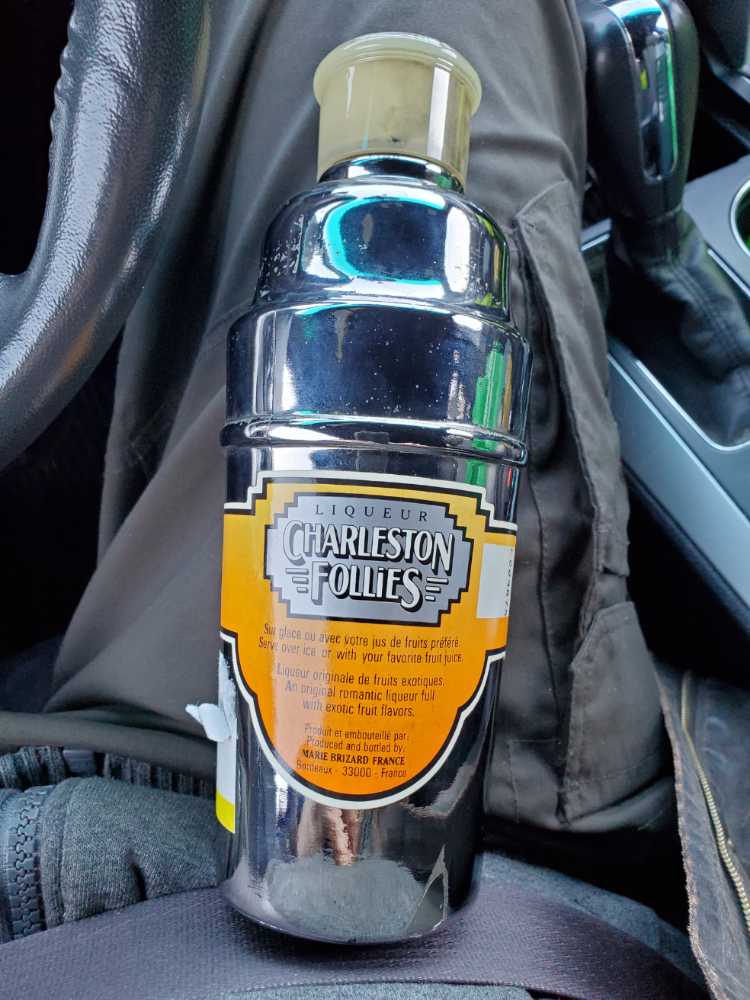 Liqueur Charleston Follies MARIE BRIZARD - marie brizard (750 mL) alcohol collectible [Barcode 3041313740754] - Main Image 2