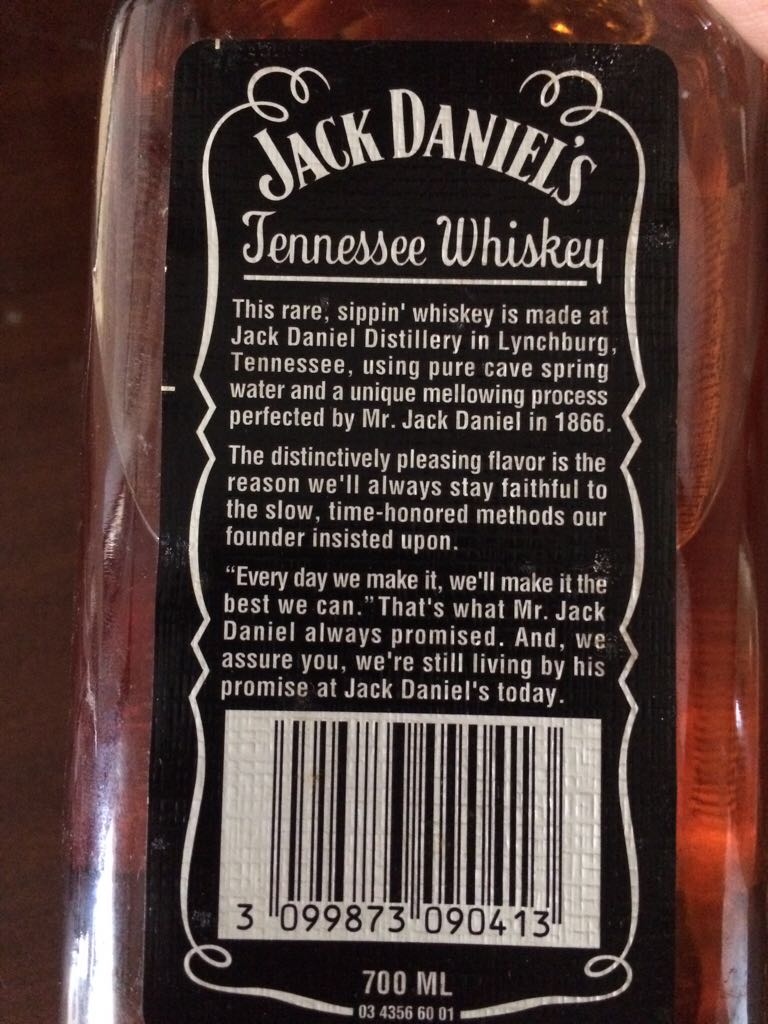 Jack Daniel’s 1913 Gold Medal - Jack Daniels Distillery (750 mL) alcohol collectible [Barcode 3099873090413] - Main Image 2