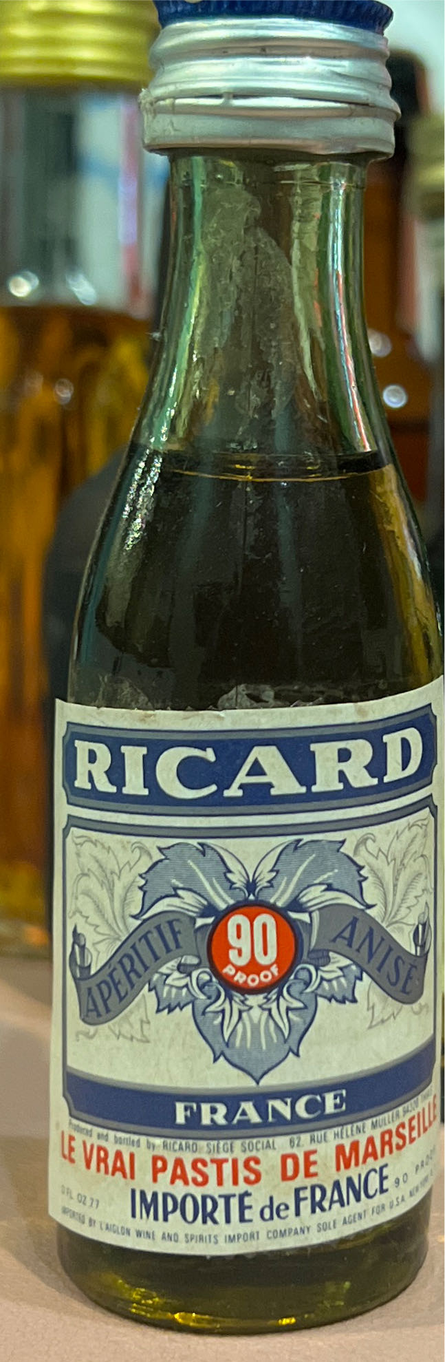 Ricard - Ricard (200 mL) alcohol collectible [Barcode 3163937084981] - Main Image 3