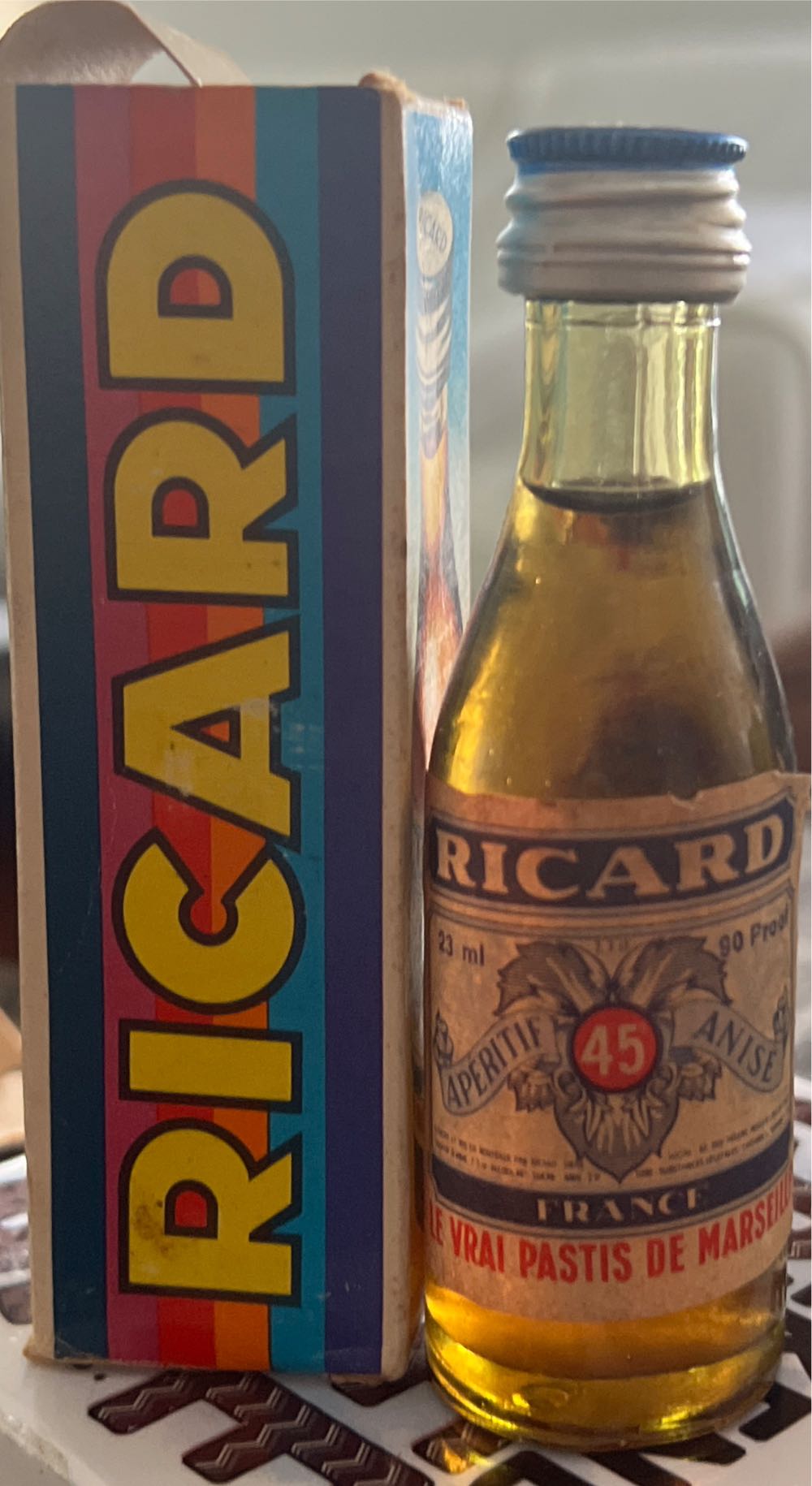 Ricard - Ricard (200 mL) alcohol collectible [Barcode 3163937084981] - Main Image 4
