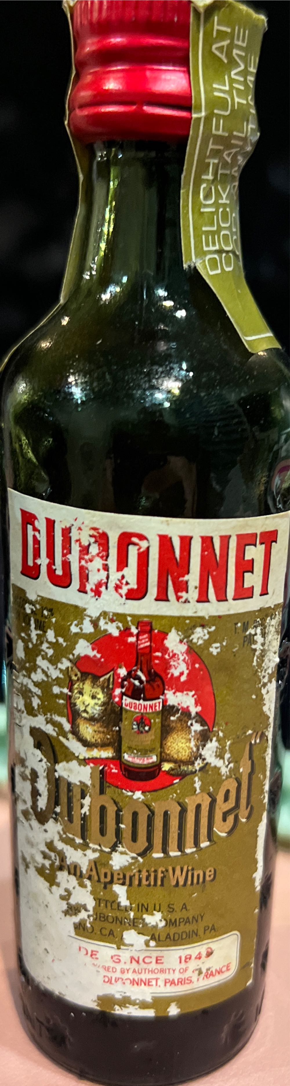 Dubonnet - Dubonnet (750 mL) alcohol collectible [Barcode 3163937890001] - Main Image 3
