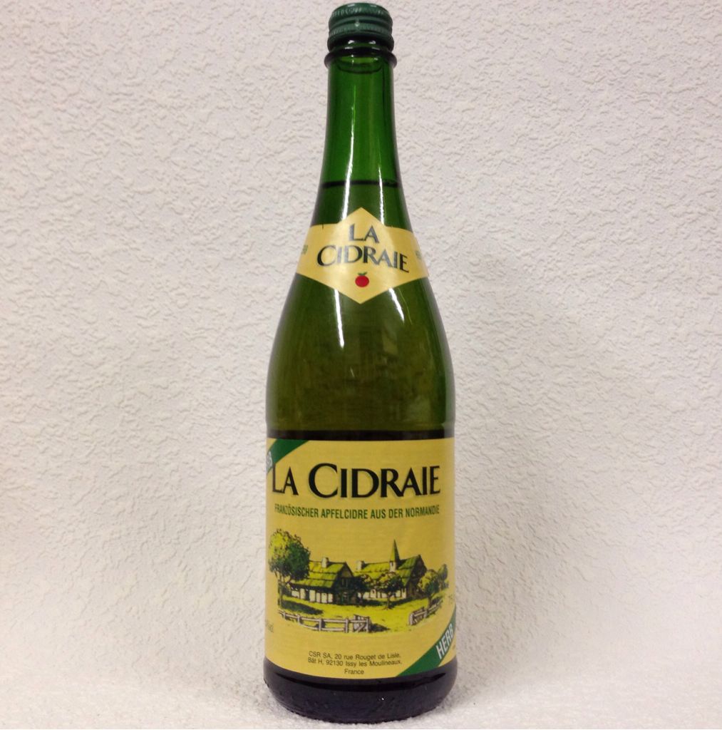 La Cidraie - herb - Issy les Moulineaux (750 mL) alcohol collectible [Barcode 3192200000601] - Main Image 2