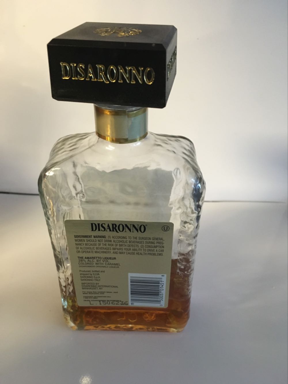 DiSaronno Amaretto - Illva Saronno S.p.A, Saronna Italy (375mL) alcohol collectible [Barcode 050037014518] - Main Image 2