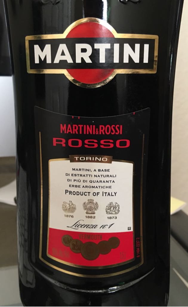 Rosso Vermouth - Martini & Rossi (1.5 L) alcohol collectible [Barcode 011034410031] - Main Image 1