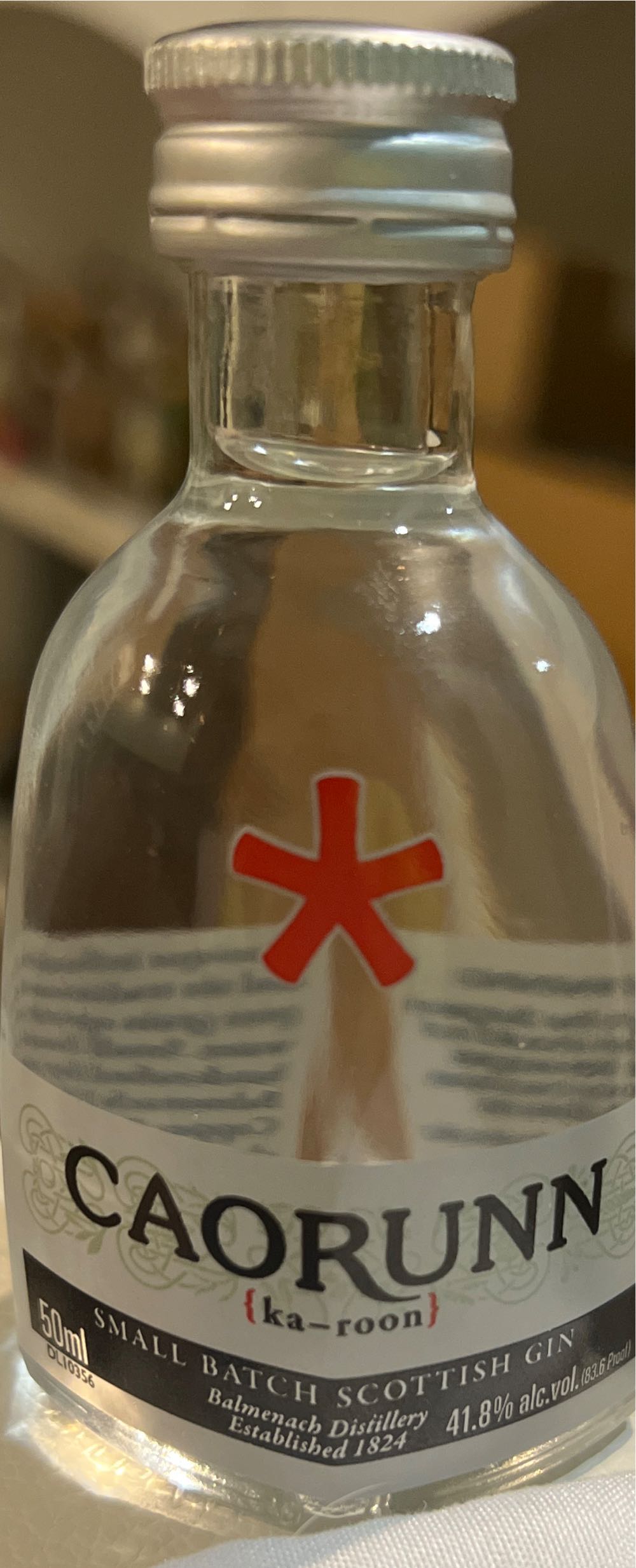 Caorunn- Small Batch Scottish Gin - Balmenach Distillery, Tomintoul, Scotland (700 mL) alcohol collectible [Barcode 43239573] - Main Image 2