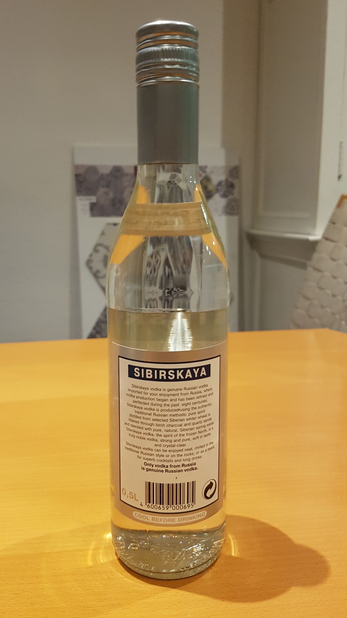 Sibirskaya vodka 500ml 42% Russia - Zao ”Sojuzplodimport” Moscow (500mL) alcohol collectible [Barcode 4600659000695] - Main Image 2