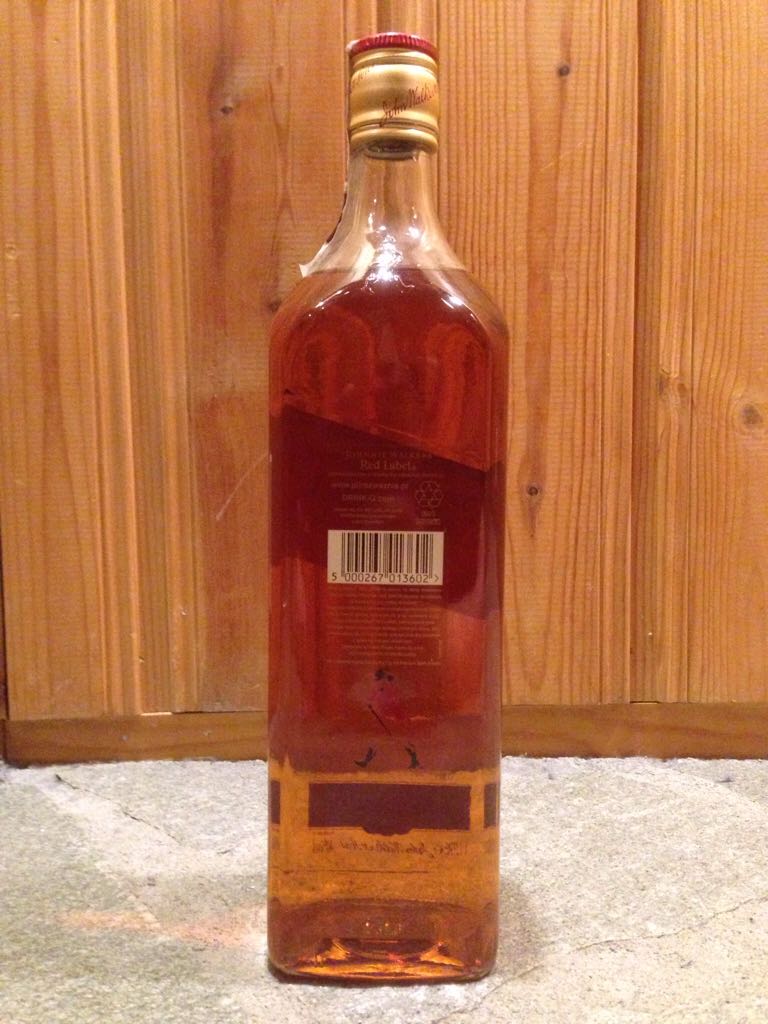 Johnnie Walker Red Label - Johnnie Walker & Sons (1000 mL) alcohol collectible [Barcode 5000267013602] - Main Image 2