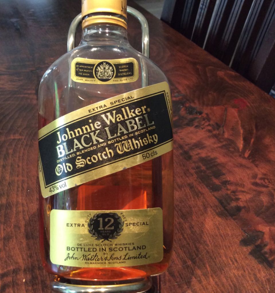 Johnnie Walker Black Label - John Walker and Sons (500 mL) alcohol collectible [Barcode 5000267024400] - Main Image 1
