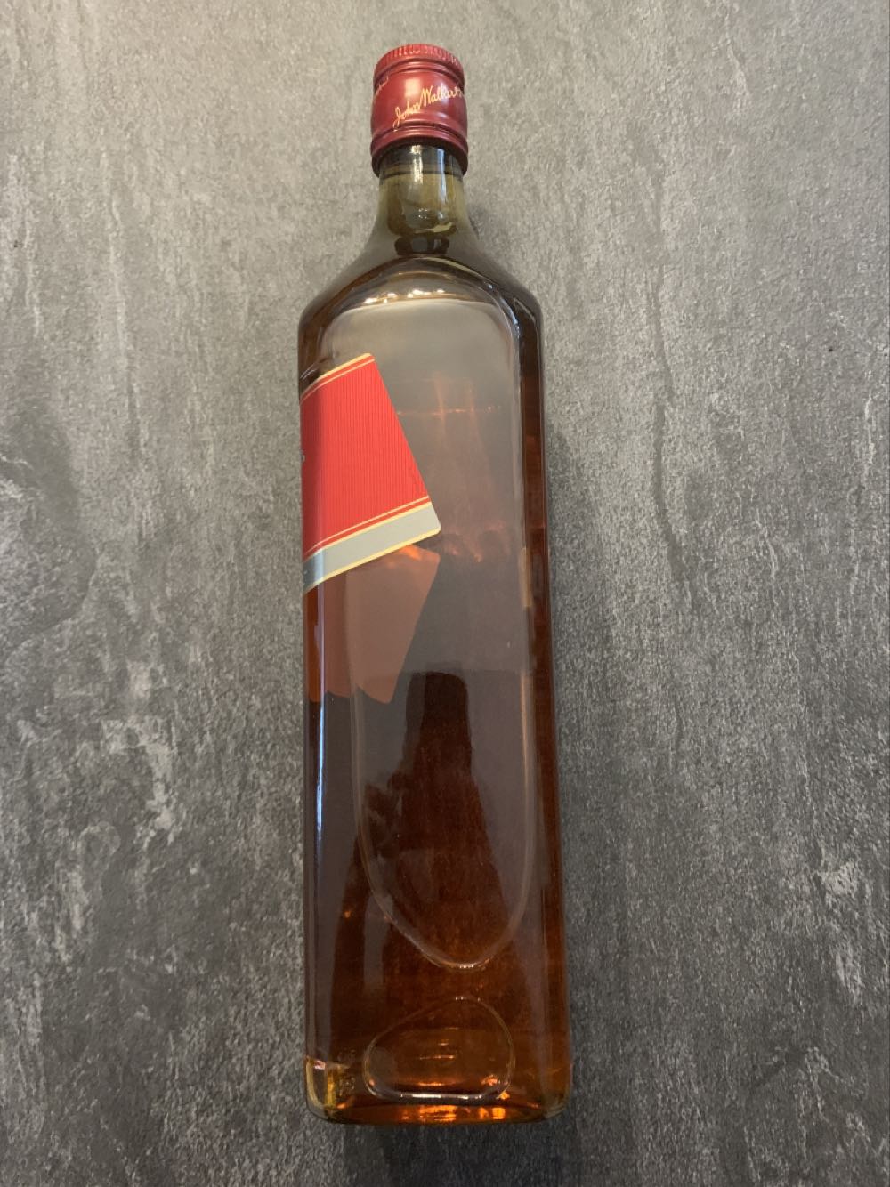 Johnnie Walker Explorers Club The Adventurer + GB 1000ml 40% Vol. - Johnnie Walker & Sons (1L) alcohol collectible [Barcode 5000267124520] - Main Image 2