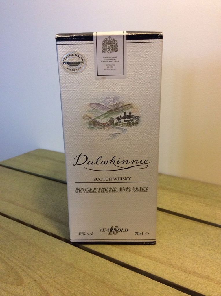 Dalwhinnie 15 - The Dalwhinnie Distillery (700 mL) alcohol collectible [Barcode 5000281005423] - Main Image 2