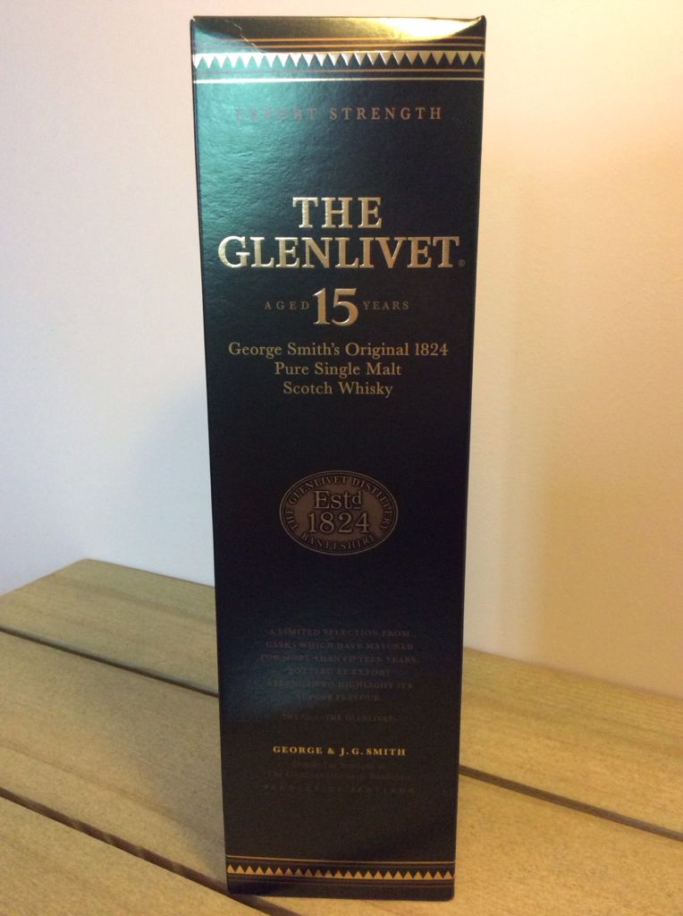 The Glenlivet 15 Yr Old Single Malt - The Glenlivet Distillery (1L) alcohol collectible [Barcode 5000299226025] - Main Image 2