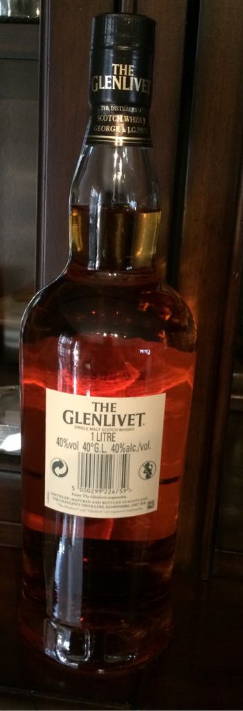 GLENLIVET Distiller’s Reserve Triple Cask Matured Single Malt Scotch Whisky - The Glenlivet Distillery (1000 mL) alcohol collectible [Barcode 5000299226759] - Main Image 2