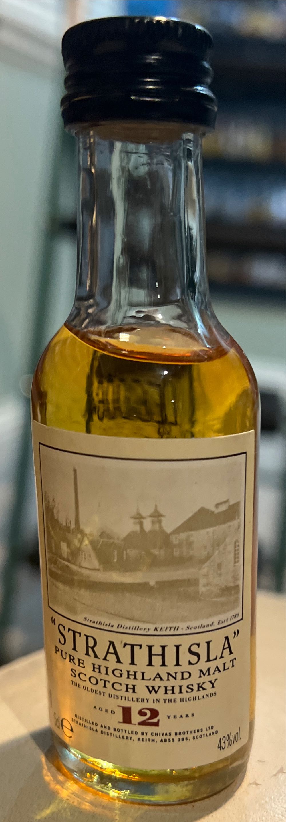 Strathisla - Strathisla Distillery (700 mL) alcohol collectible [Barcode 5000299603376] - Main Image 2