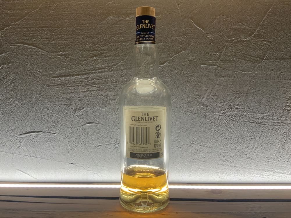 Glenlivet Founder’s Reserve - The Glenlivet Distillery (700 mL) alcohol collectible [Barcode 5000299609347] - Main Image 2