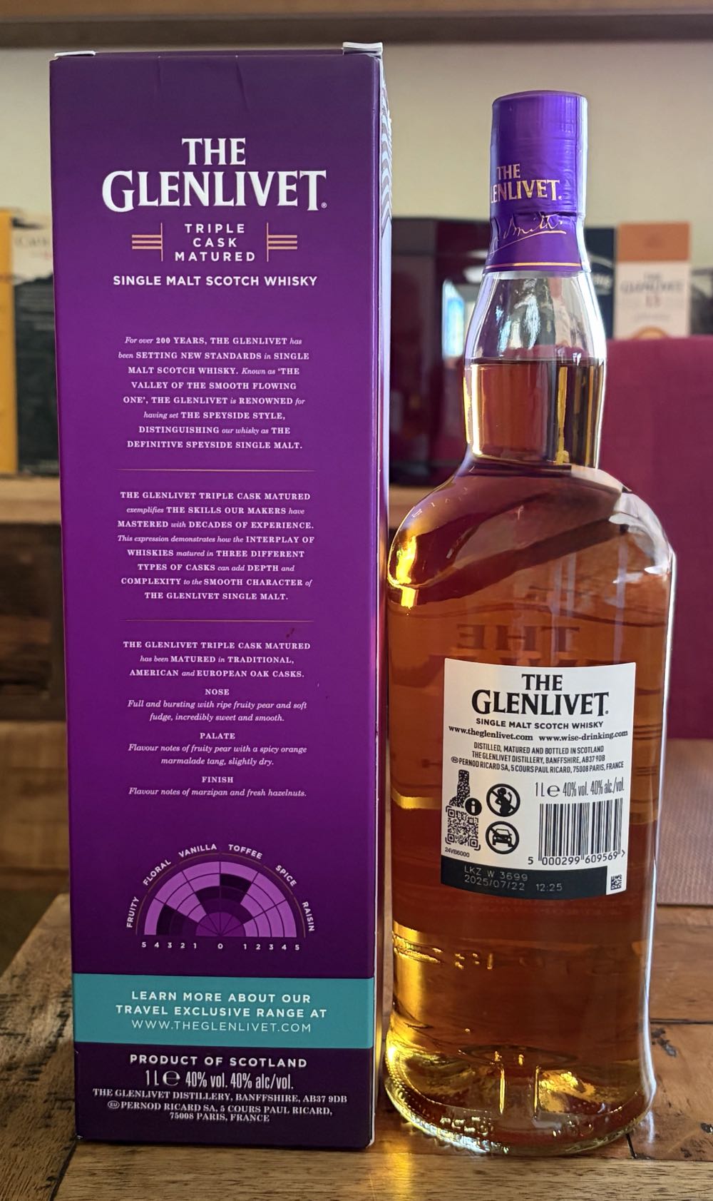 GLENLIVET Triple Cask Matured Single Malt Scotch Whisky - The Glenlivet Distillery (1000 mL) alcohol collectible [Barcode 5000299609569] - Main Image 2